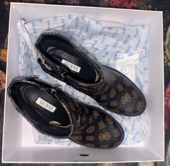 Čižmy GUESS nové nenosené v.37 - 4