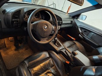 Bmw e36 touring 325tds - 4