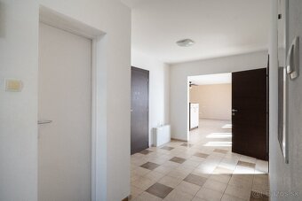 Rodinný dom v oblasti Nový Ružinov - 4