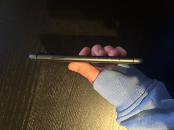 Apple iPhone 11 128GB - 4