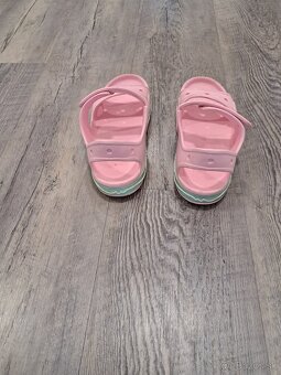 Sandálky pre dievča na leto. - 4