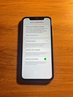 iPhone 11 128GB  biely - 4