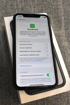 iPhone Xr 64GB (plne funkčný) - 4