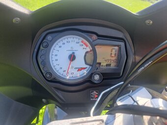 Suzuki gsx650f - 4