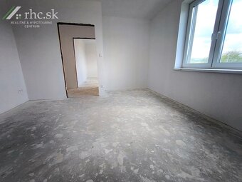 Novostavba s krásnymi výhľadmi len 5 km od mesta - 4
