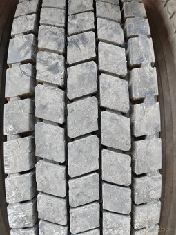 295/80 R22,5 DEBICA DRD2 / KOMPLET SADA NA DISKOCH - 4