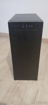 PC sústava; perfektná pre použitie ako server - 4
