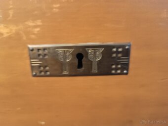 Stara komoda na renovaciu - 4