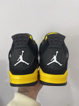 Air Jordan 4 thunder yellow - 4