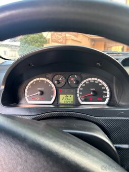 Chevrolet aveo 1.2 - 4