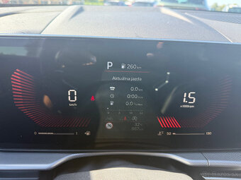 Kia Sportage 1.6 T-GDi 7DCT GOLD - 4