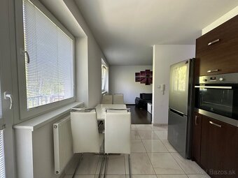 2i moderný byt s loggiou, 51 m2 + parkovacie miesto - 4