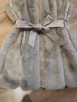 Dámska kožušinová vesta - 4