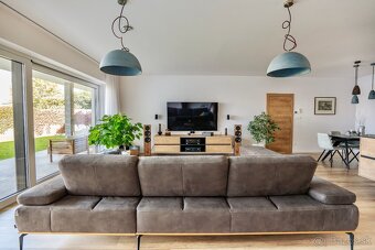 Moderný inteligentný bungalov s fotovoltaikou. - 4