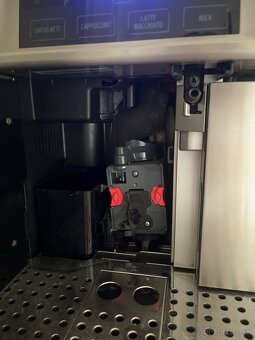 Kávovar Delonghi Primadonna avant - 4