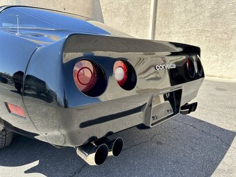 Chevrolet Corvette C3 z roku 1981 Stingray - 4