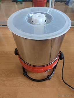 Výrobník má čokoládu - 4