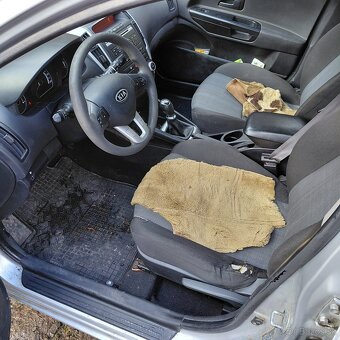 Predam Kia ceed ED. - 4