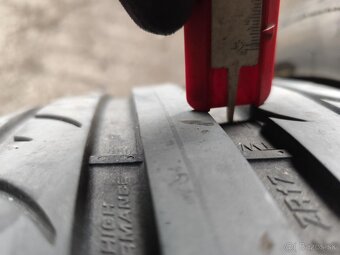 Letné 235/45r17 sebring - 4