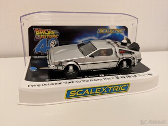 Scalextric autíčka na autodráhu (1:32) - 4