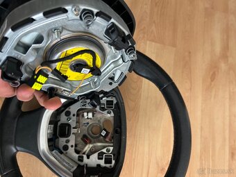Predam volant BMW f10,f15,f01 - 4