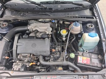 Predam VW polo clasic - 4