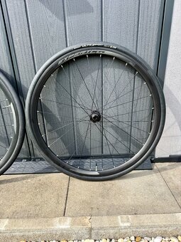 Predam sadu cestnych kolies Merida Expert CW - 4
