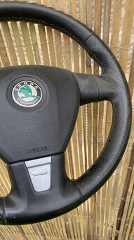 Volant Octavia 2 RS - 4
