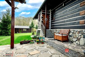 Elegantná vidiecka rezidencia s nádychom luxusu priamo v prí - 4