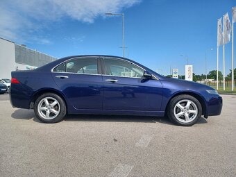 Honda Accord sedan 2.0 Benzin 114 kW - 4