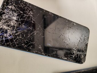 Mobily - Na opravu, diely, do zbierky... - 4