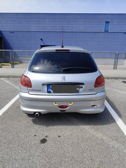 Peugeot 206 - 4