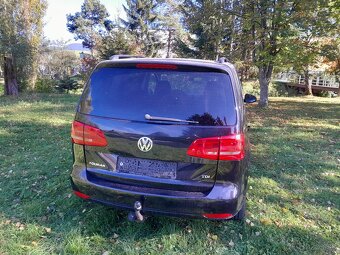 Volkswagen touran - 4