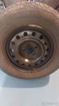 predám zimné pneu 215/70 r16 matador - 4