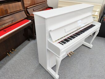 Luxusné moderné piano dovoz celá SR - 4