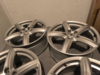 Hlinikove disky Brock RC24 R17 7,5j - 4