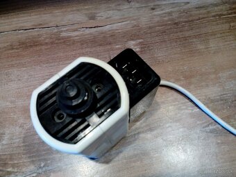 Predam motorček na šijaci stroj - 4