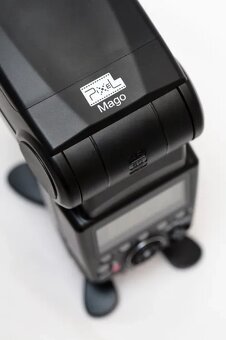 Predám blesk Pixel Mago Speedlite pre Canon - 4