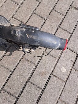 XIAOMI Mi Electric Scooter Essential - 4