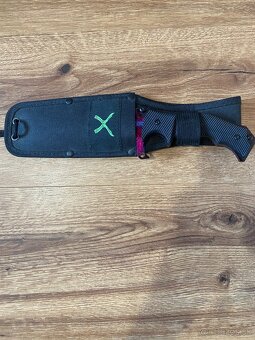HUNTSMAN - 4