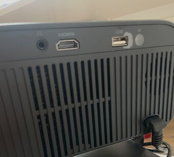Nový projektor Putrims S28 - 4