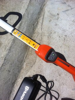 Krovinorez Husqvarna - 4