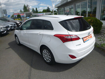 Hyundai I30 SW 1,4i 16v 2014 - 4