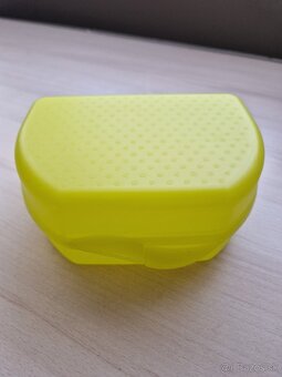 Tupperware - 4