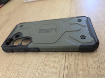 UAG Pathfinder Olive Samsung Galaxy s25 - 4