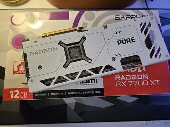 SAPPHIRE PURE Radeon RX 7700 XT GAMING OC 12 GB - 4