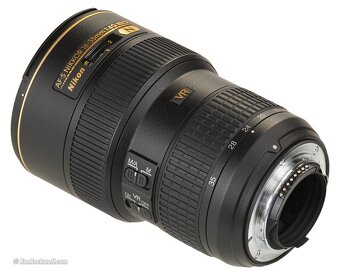 Nikkor 16-35 mm/f4 - 4