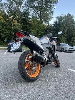 Honda CBR 125R - 4