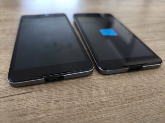 Predám mobilný telefón Nokia Microsoft Lumia 625 - 4