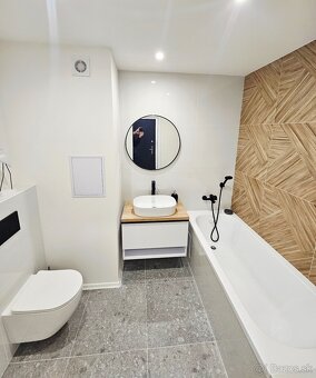 Priestranný moderne zrekonštruovaný 2 izb. byt Ovručská ul. - 4